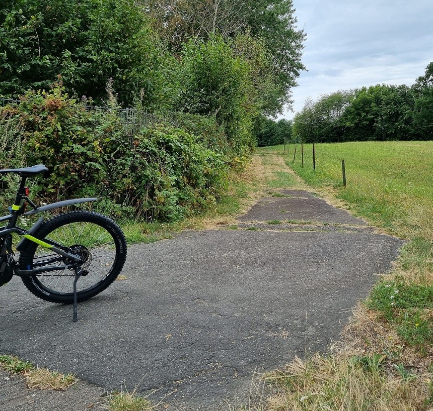 Fortfhrung des Radwegs! 